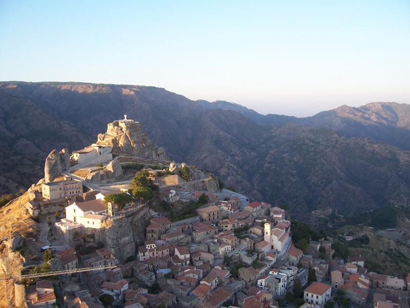 B&B Casa Lagana Reggio di Calabria Bagian luar foto