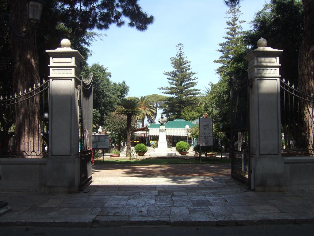 B&B Casa Lagana Reggio di Calabria Bagian luar foto